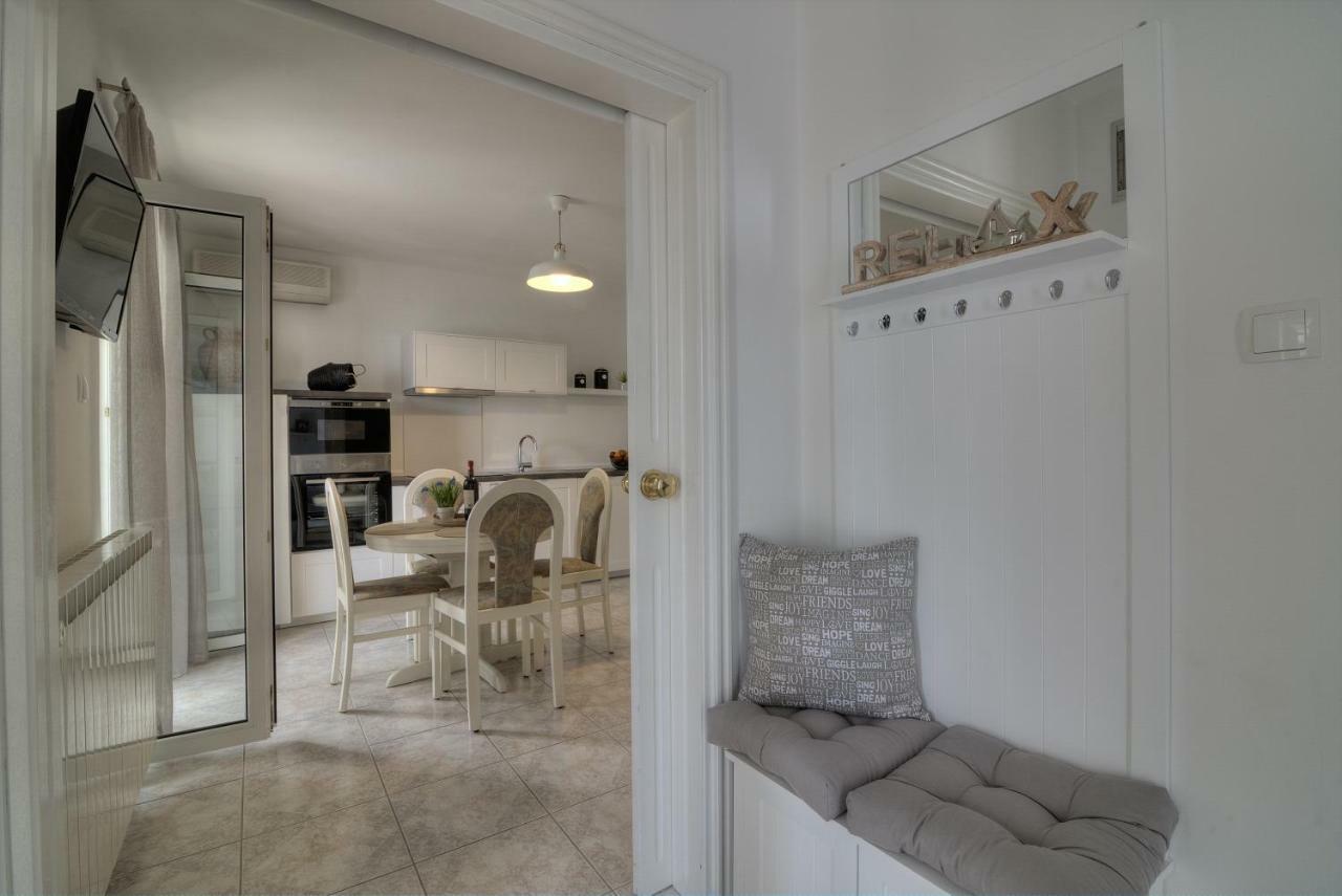 Apartment Barbara Senj  Ngoại thất bức ảnh