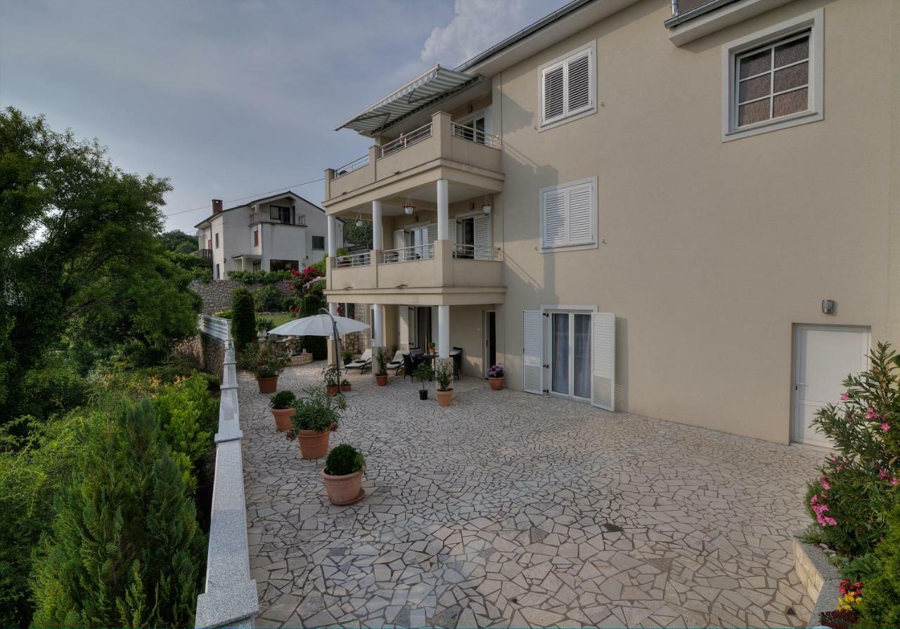 Apartment Barbara Senj  Ngoại thất bức ảnh