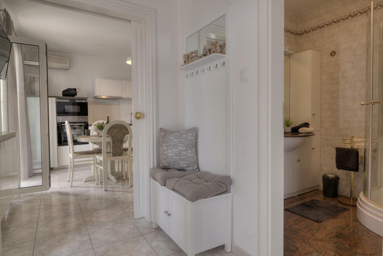 Apartment Barbara Senj  Ngoại thất bức ảnh