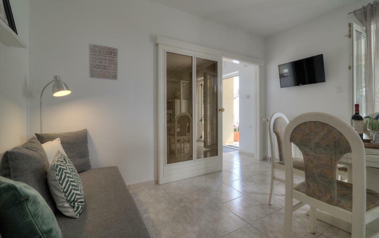 Apartment Barbara Senj  Ngoại thất bức ảnh