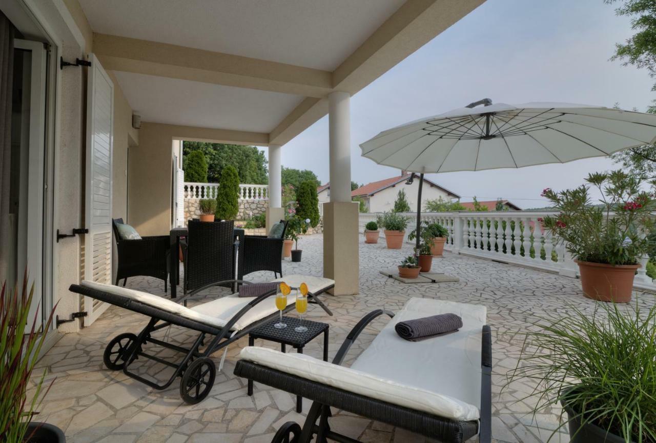 Apartment Barbara Senj  Ngoại thất bức ảnh